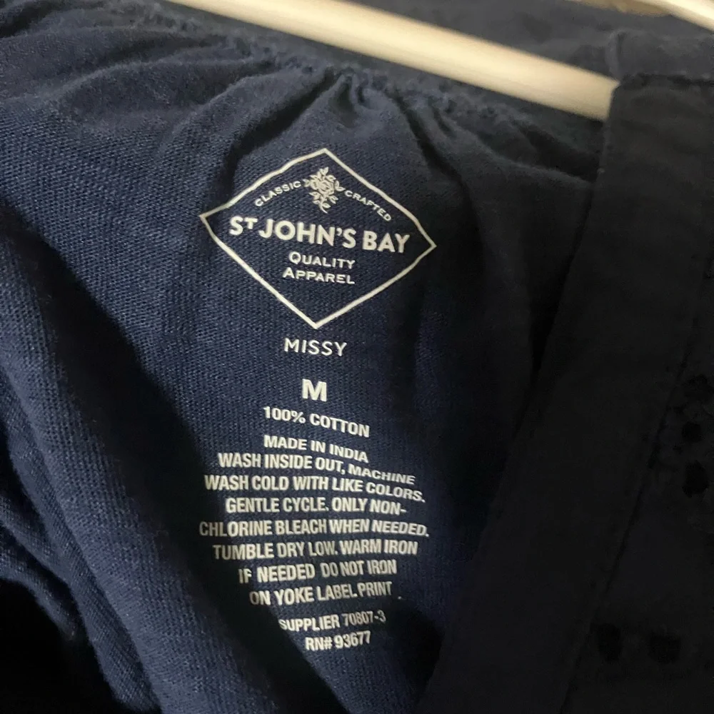 St John’s Bay Shirt - Picture 6 of 8